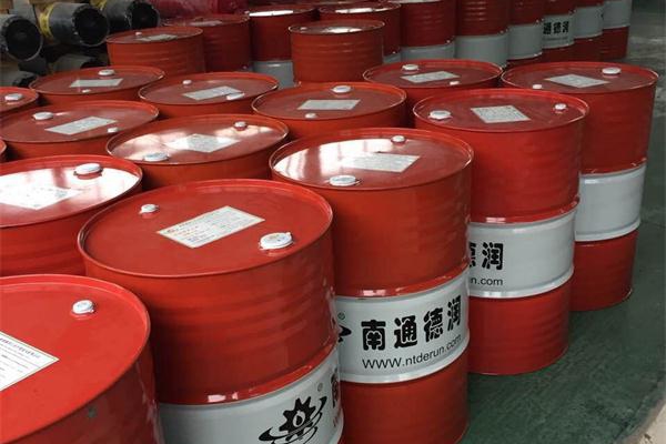 快速光亮淬火油有什么特點(diǎn)，使用時(shí)要注意什么？